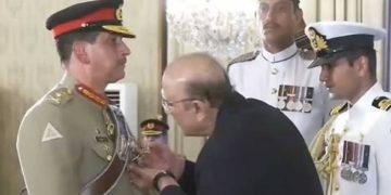 General Amir Raza was awarded by Nishan-e-Imtiaz Military